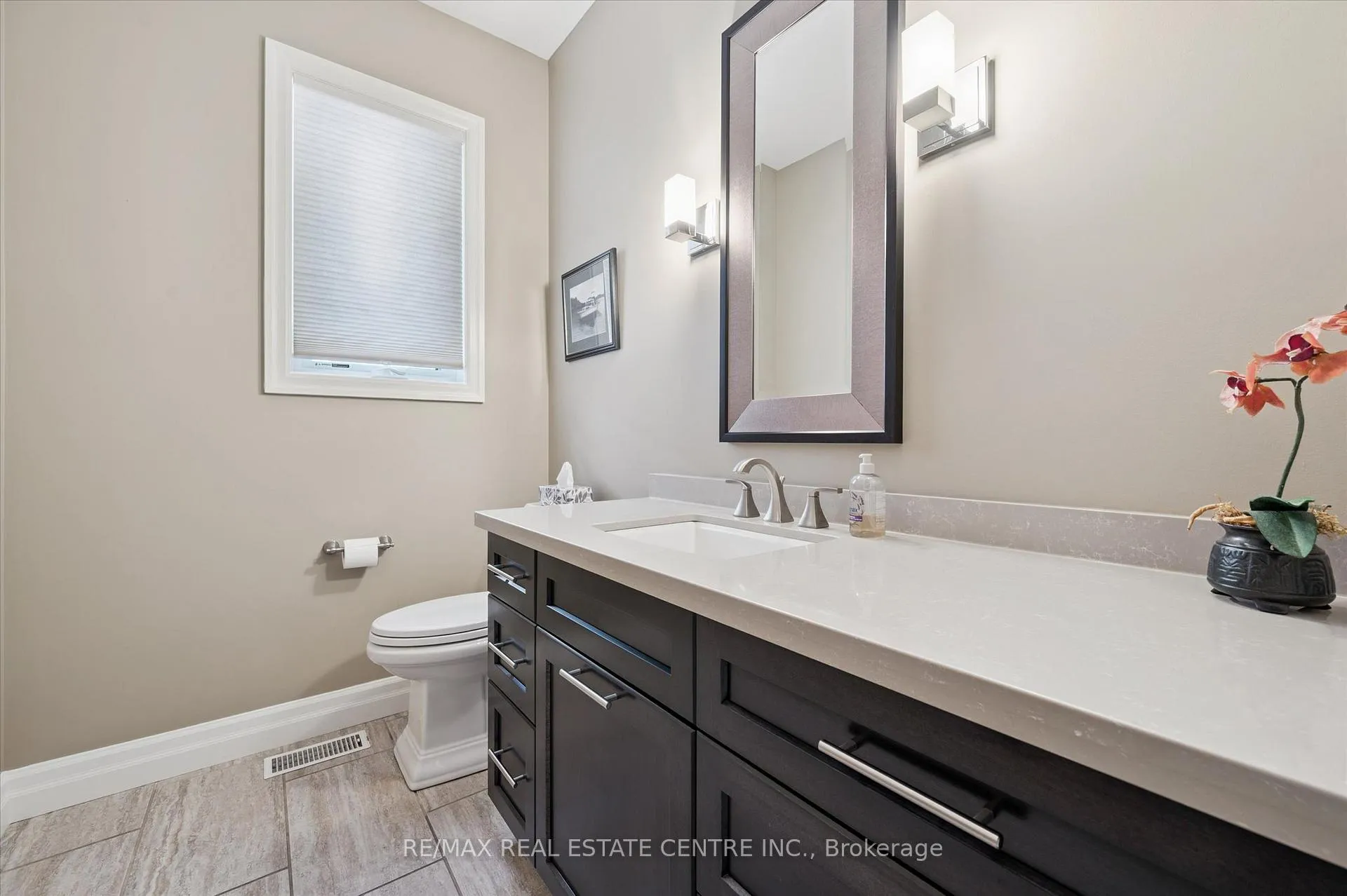 Photo 14 of 609 Pelham Street, Waterloo — HOMEH