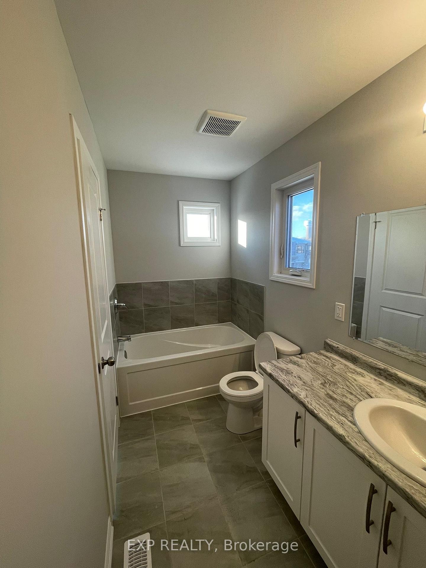 Photo 11 of 212 Pilkington Street, Thorold, Allanburg/Thorold South — HOMEH