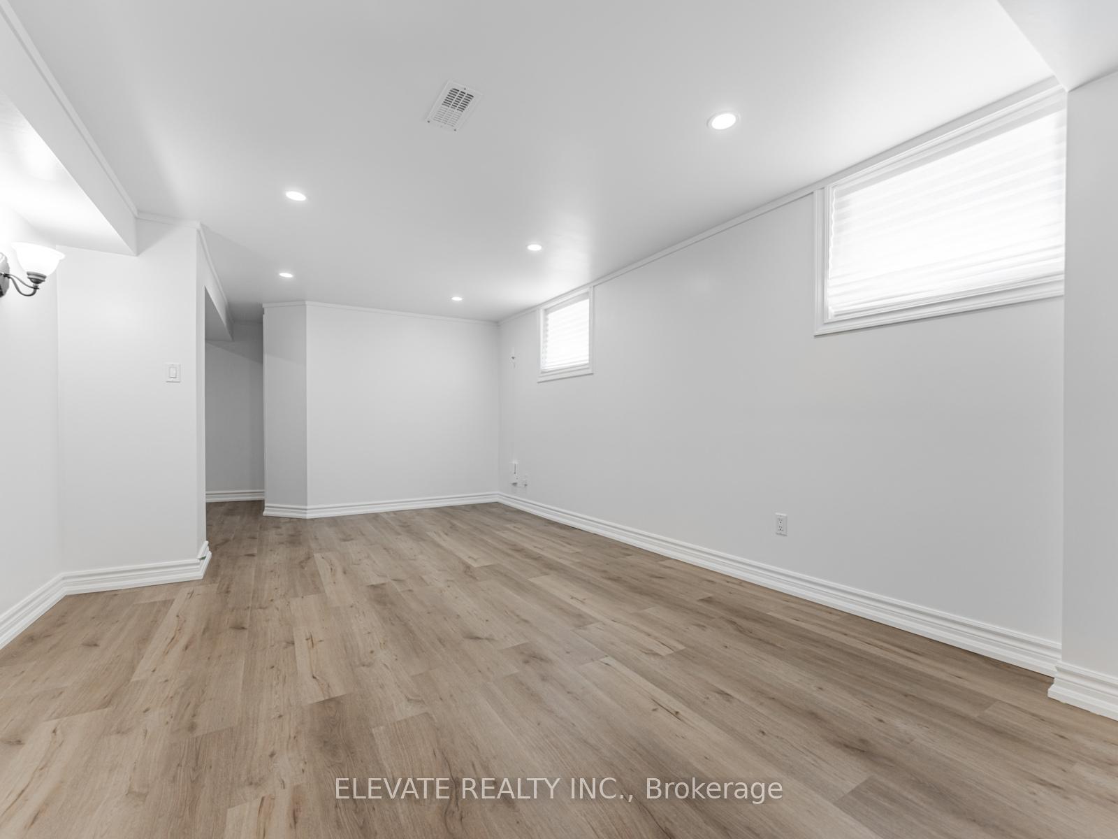 Photo 21 of 75 Perivale Crescent, Scarborough, Bendale — HOMEH