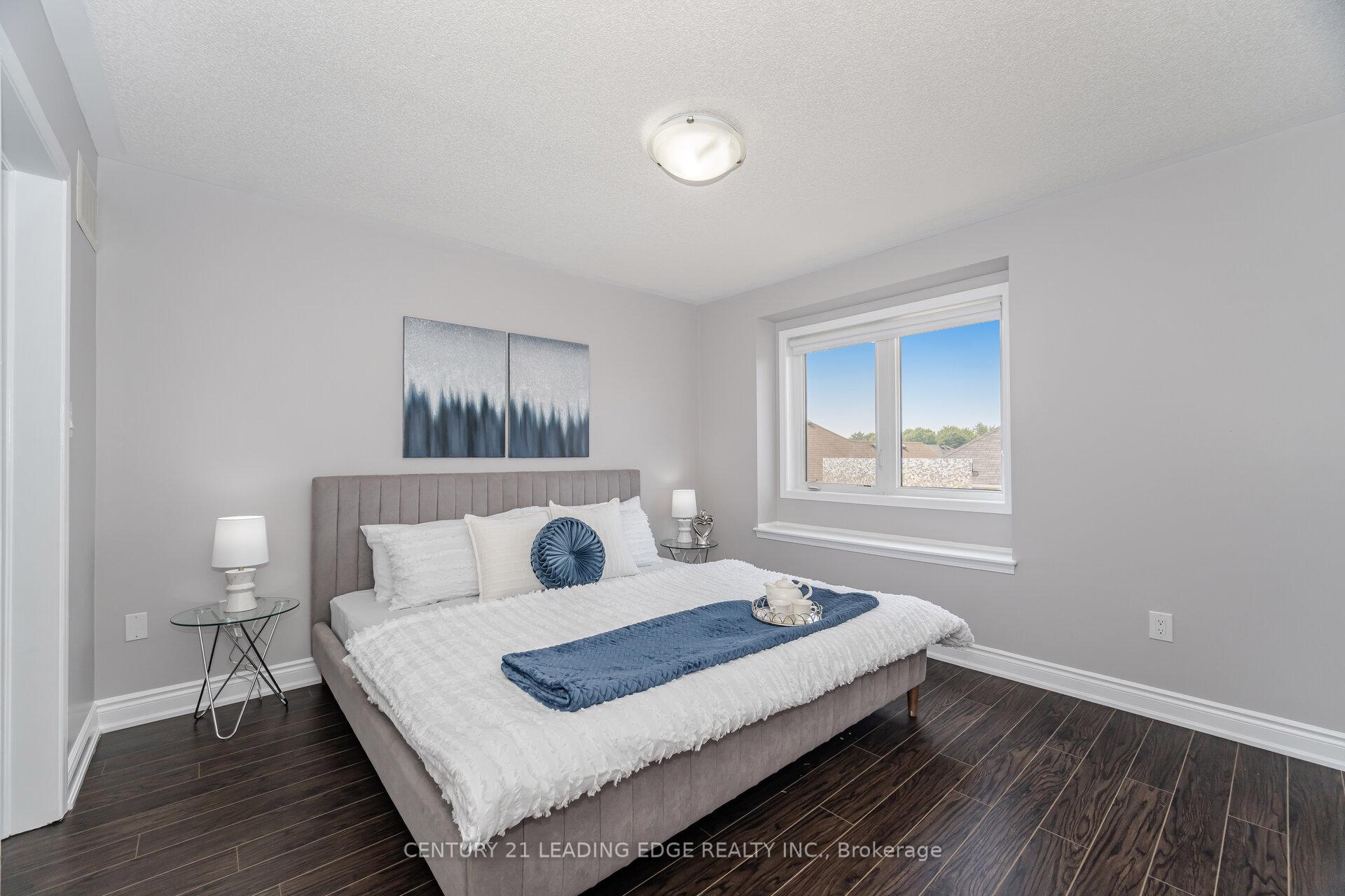 Photo 29 of 42 Memory Lane, Brampton, Northwest Brampton — HOMEH