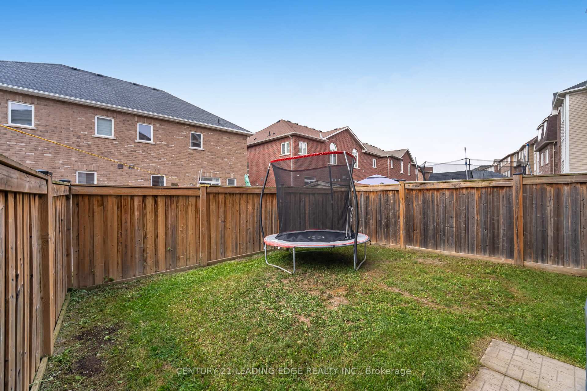 Photo 46 of 42 Memory Lane, Brampton, Northwest Brampton — HOMEH