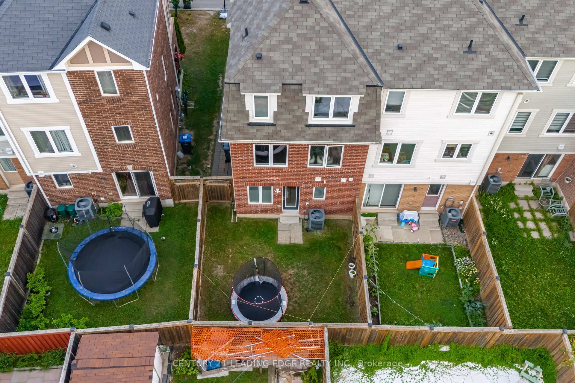Photo 41 of 42 Memory Lane, Brampton, Northwest Brampton — HOMEH