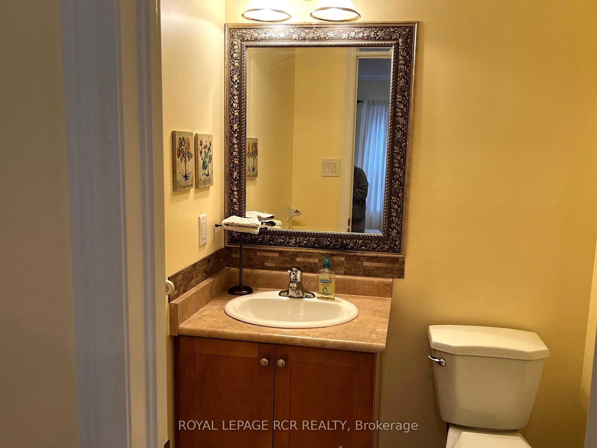 Photo 5 of 45 Buchanan Drive, New Tecumseth, Alliston — HOMEH