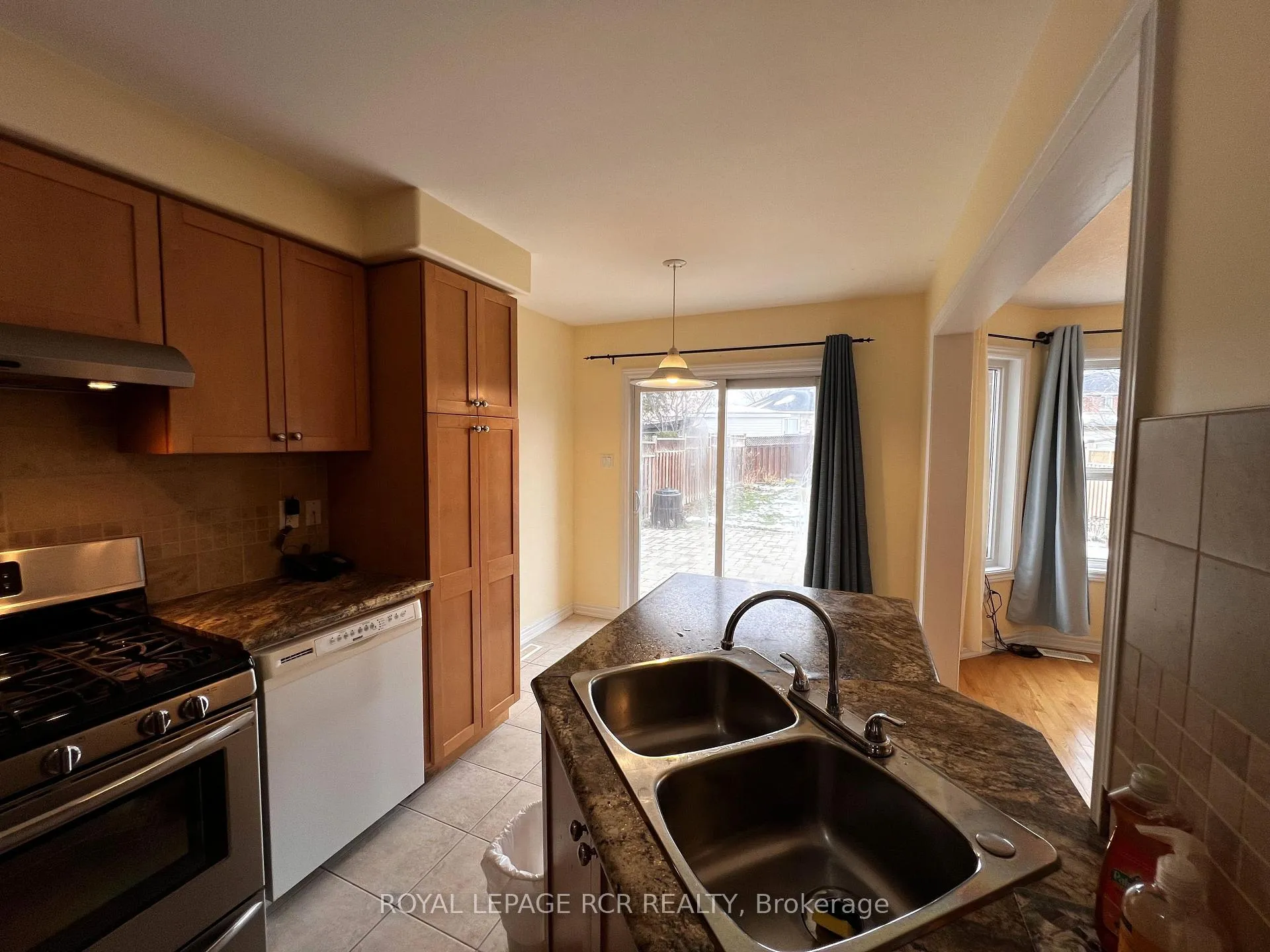 Photo 11 of 45 Buchanan Drive, New Tecumseth, Alliston — HOMEH
