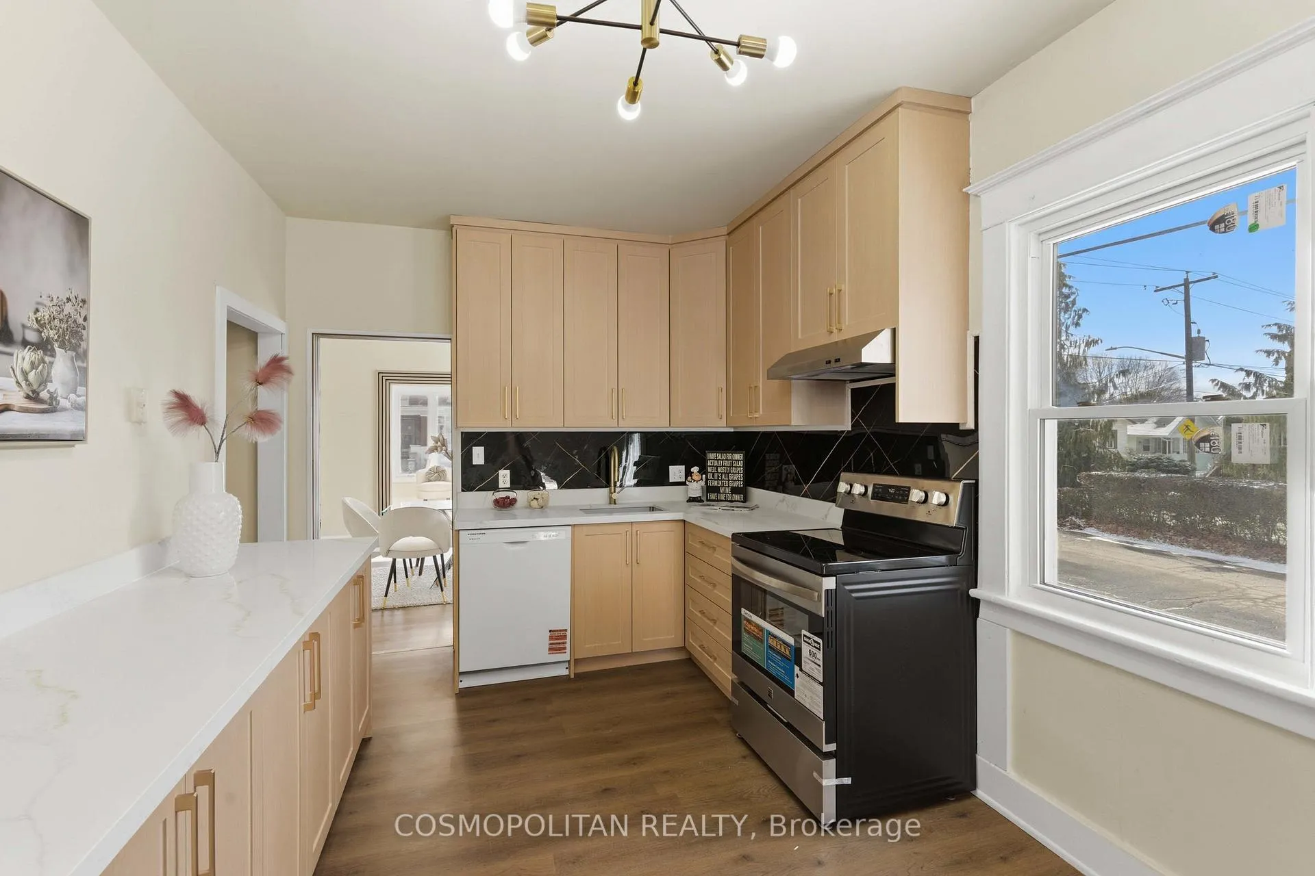 Photo 12 of 5205 Jepson Street, Niagara Falls, Cherrywood — HOMEH