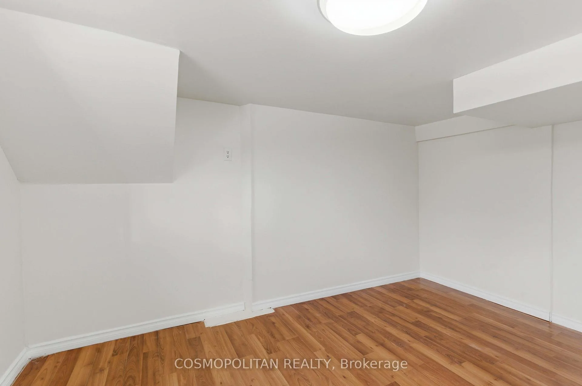 Photo 37 of 5205 Jepson Street, Niagara Falls, Cherrywood — HOMEH