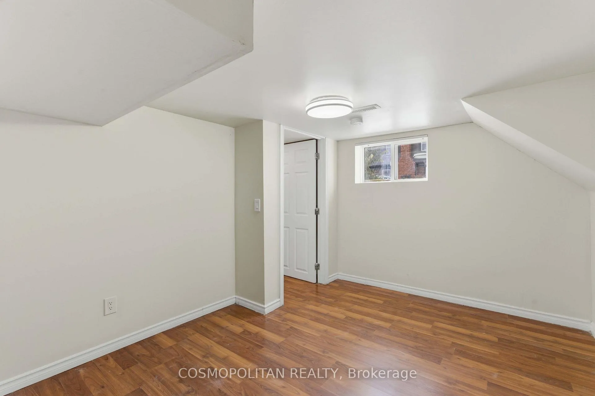 Photo 38 of 5205 Jepson Street, Niagara Falls, Cherrywood — HOMEH