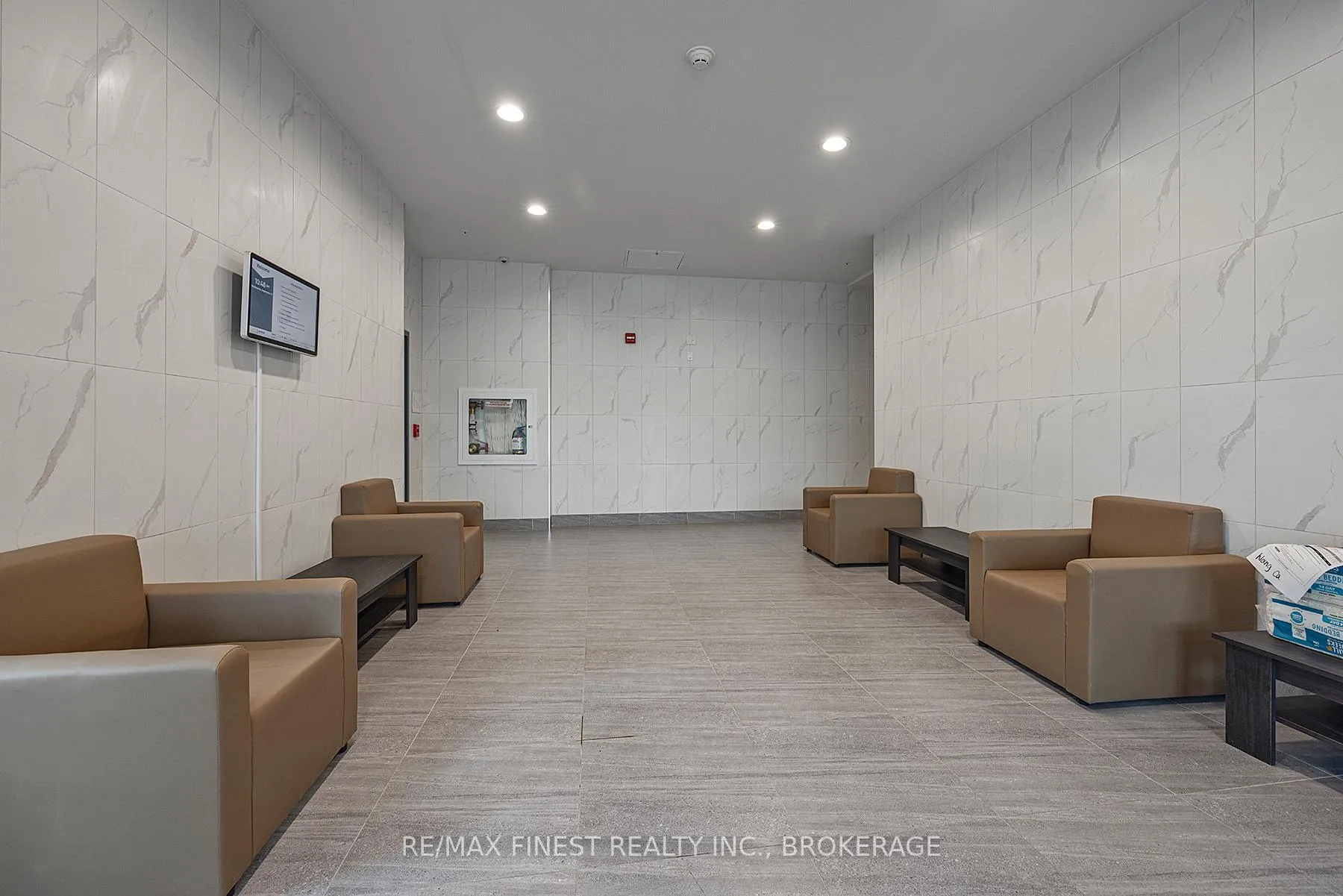 Photo 6 of Unit 930, 652 Princess Street, Kingston, Central City East — HOMEH