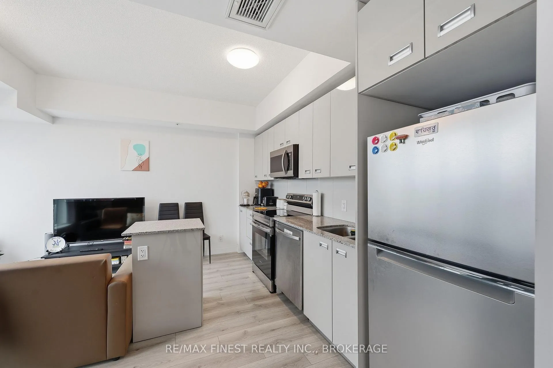 Photo 31 of Unit 930, 652 Princess Street, Kingston, Central City East — HOMEH