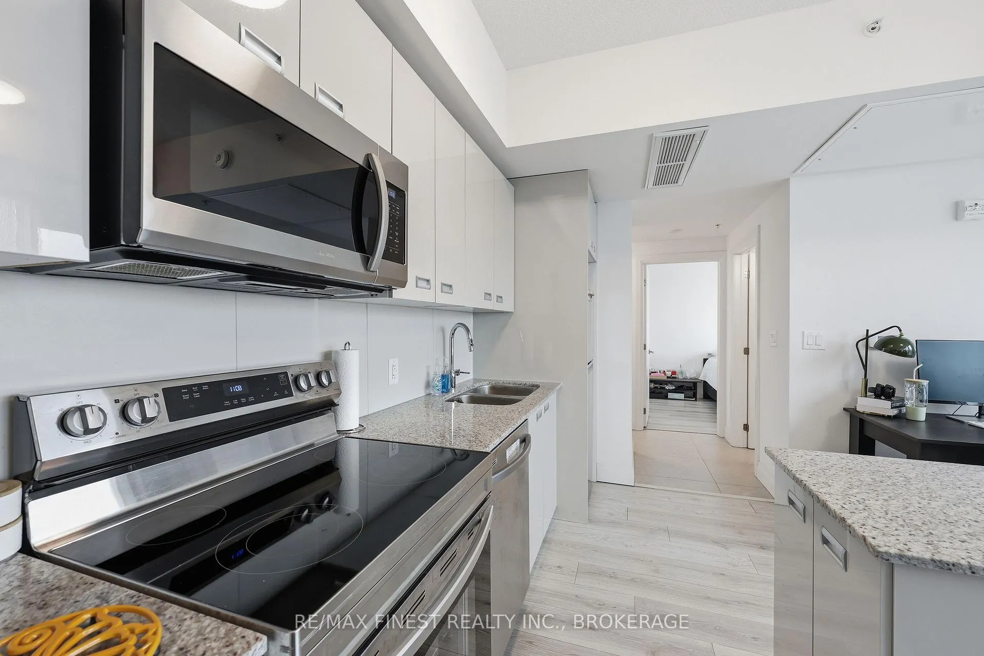 Photo 32 of Unit 930, 652 Princess Street, Kingston, Central City East — HOMEH