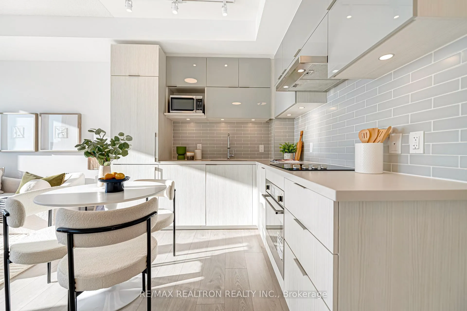 Photo 10 of Unit 1109B, 8 Rouge Valley Drive W, Markham, Unionville — HOMEH