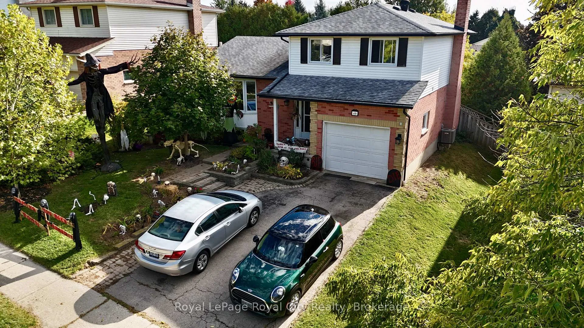 Photo 7 of 40 Shoemaker Crescent, Guelph, Willow West/Sugarbush/West Acres — HOMEH