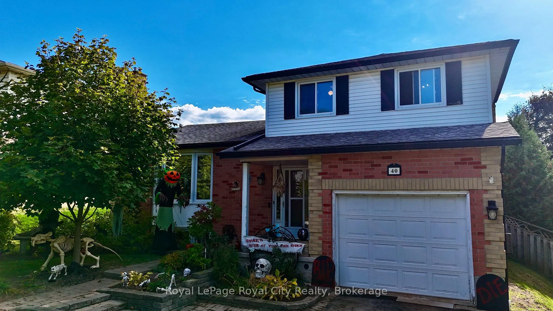 Photo 8 of 40 Shoemaker Crescent, Guelph, Willow West/Sugarbush/West Acres — HOMEH