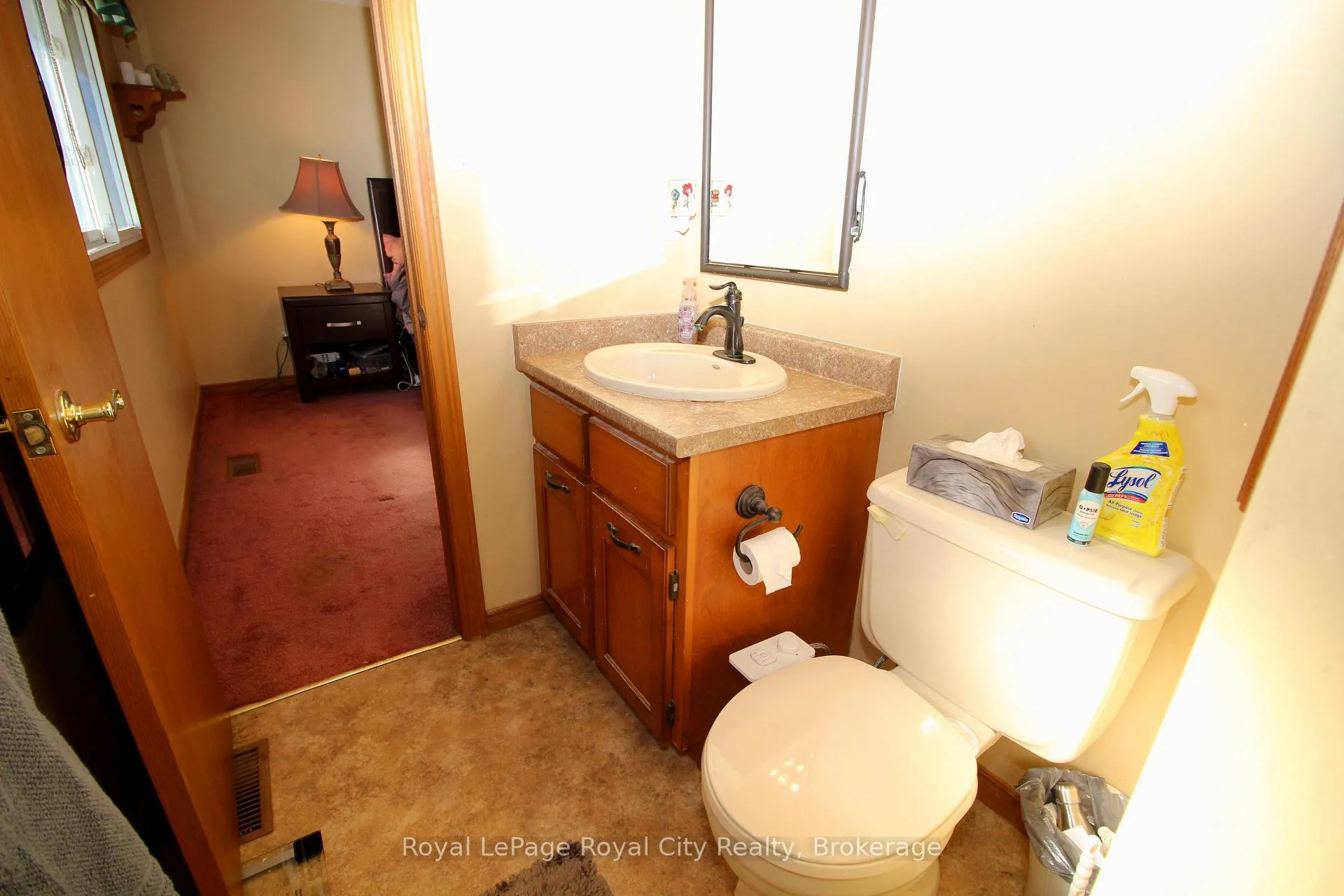Photo 17 of 40 Shoemaker Crescent, Guelph, Willow West/Sugarbush/West Acres — HOMEH
