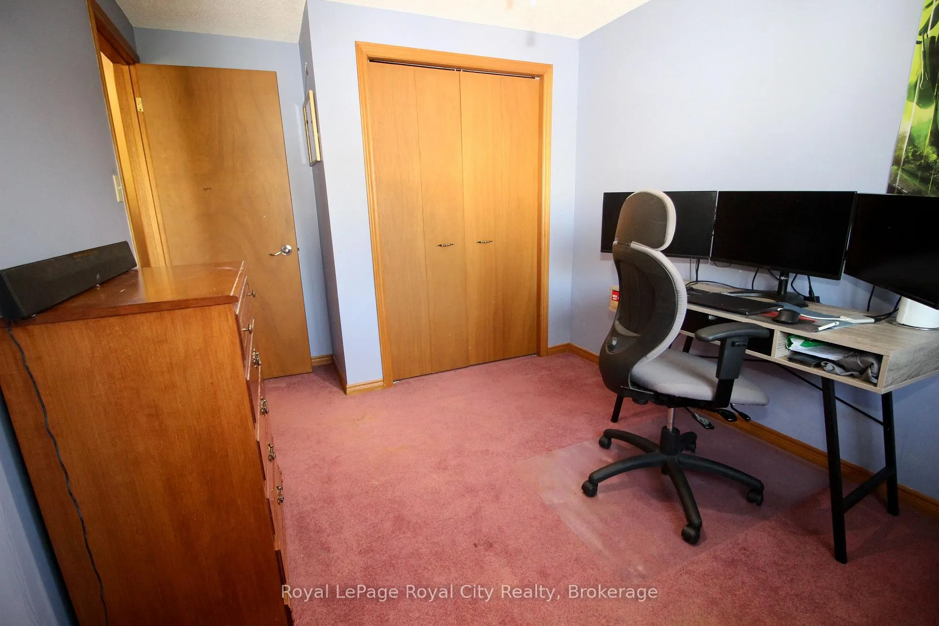 Photo 19 of 40 Shoemaker Crescent, Guelph, Willow West/Sugarbush/West Acres — HOMEH