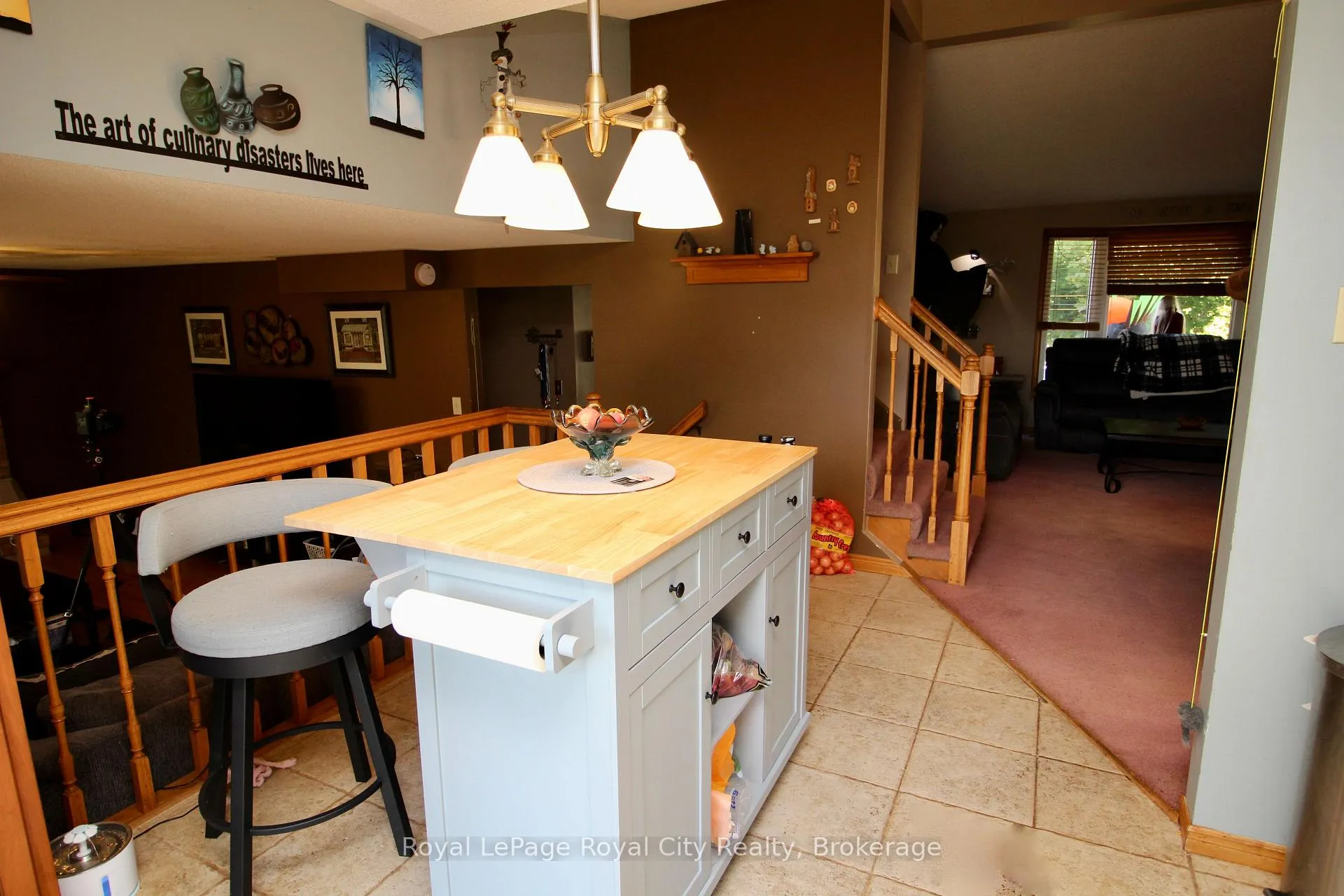 Photo 37 of 40 Shoemaker Crescent, Guelph, Willow West/Sugarbush/West Acres — HOMEH