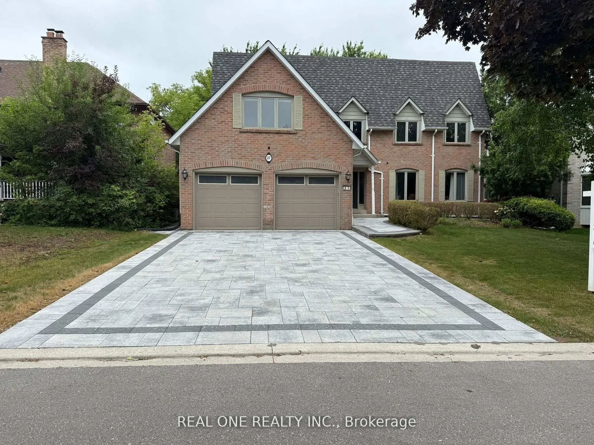 Photo 1 of 27 Aitken Circle, Markham, Unionville — HOMEH