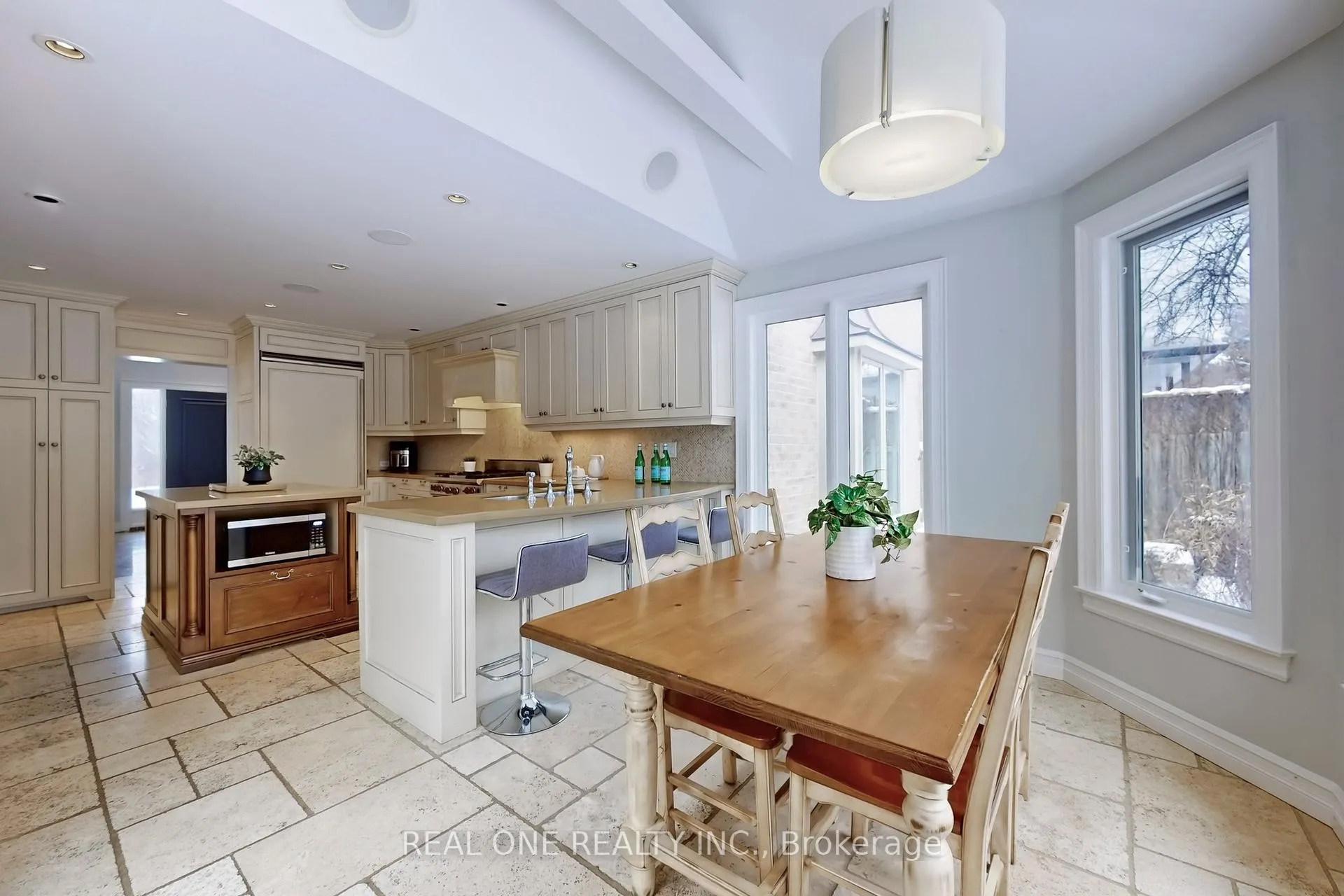 Photo 17 of 27 Aitken Circle, Markham, Unionville — HOMEH