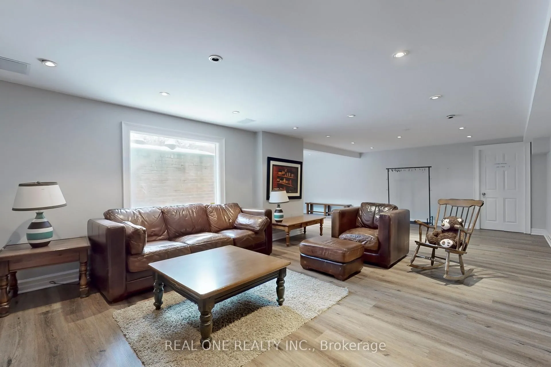 Photo 44 of 27 Aitken Circle, Markham, Unionville — HOMEH
