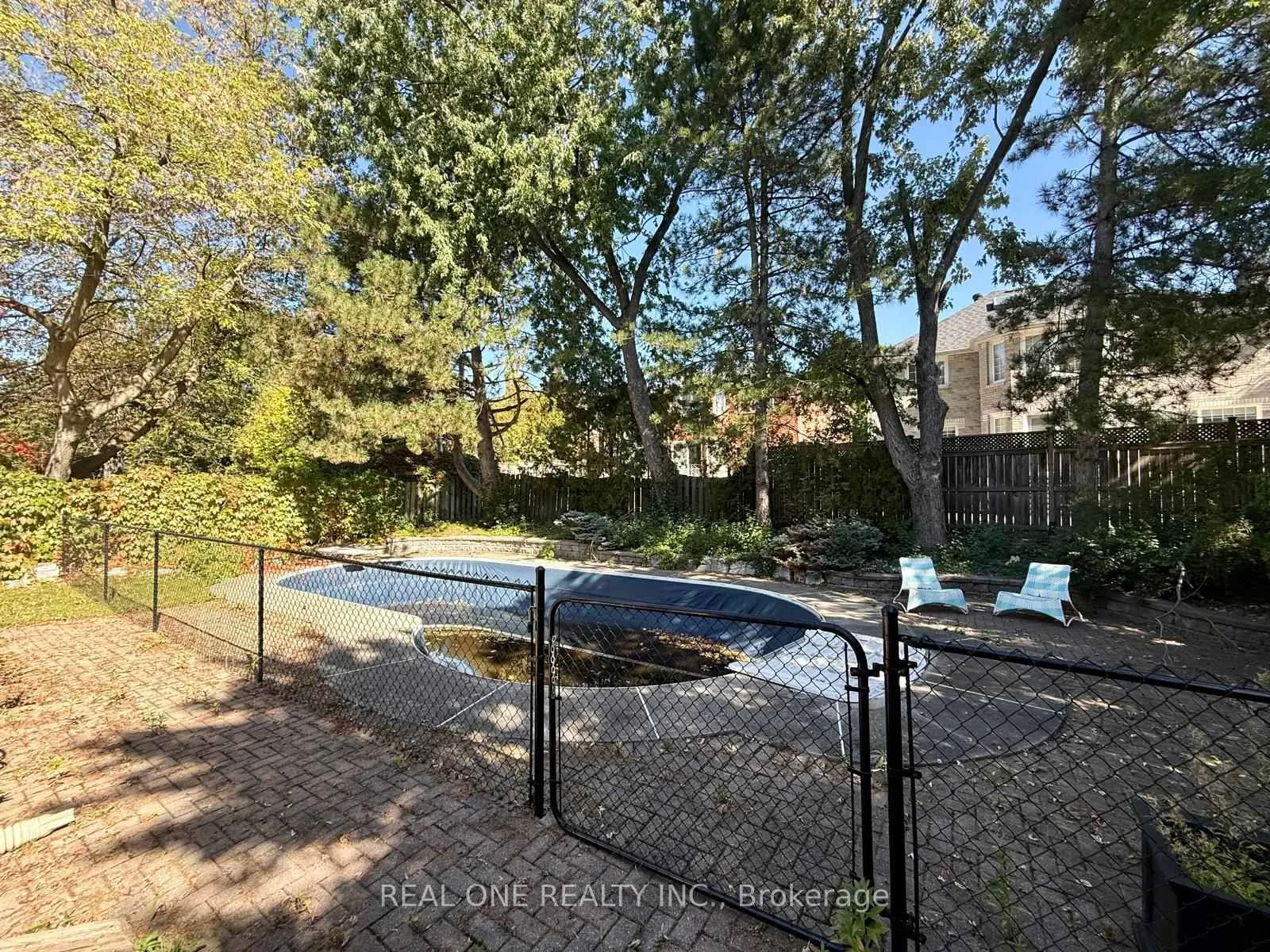 Photo 48 of 27 Aitken Circle, Markham, Unionville — HOMEH