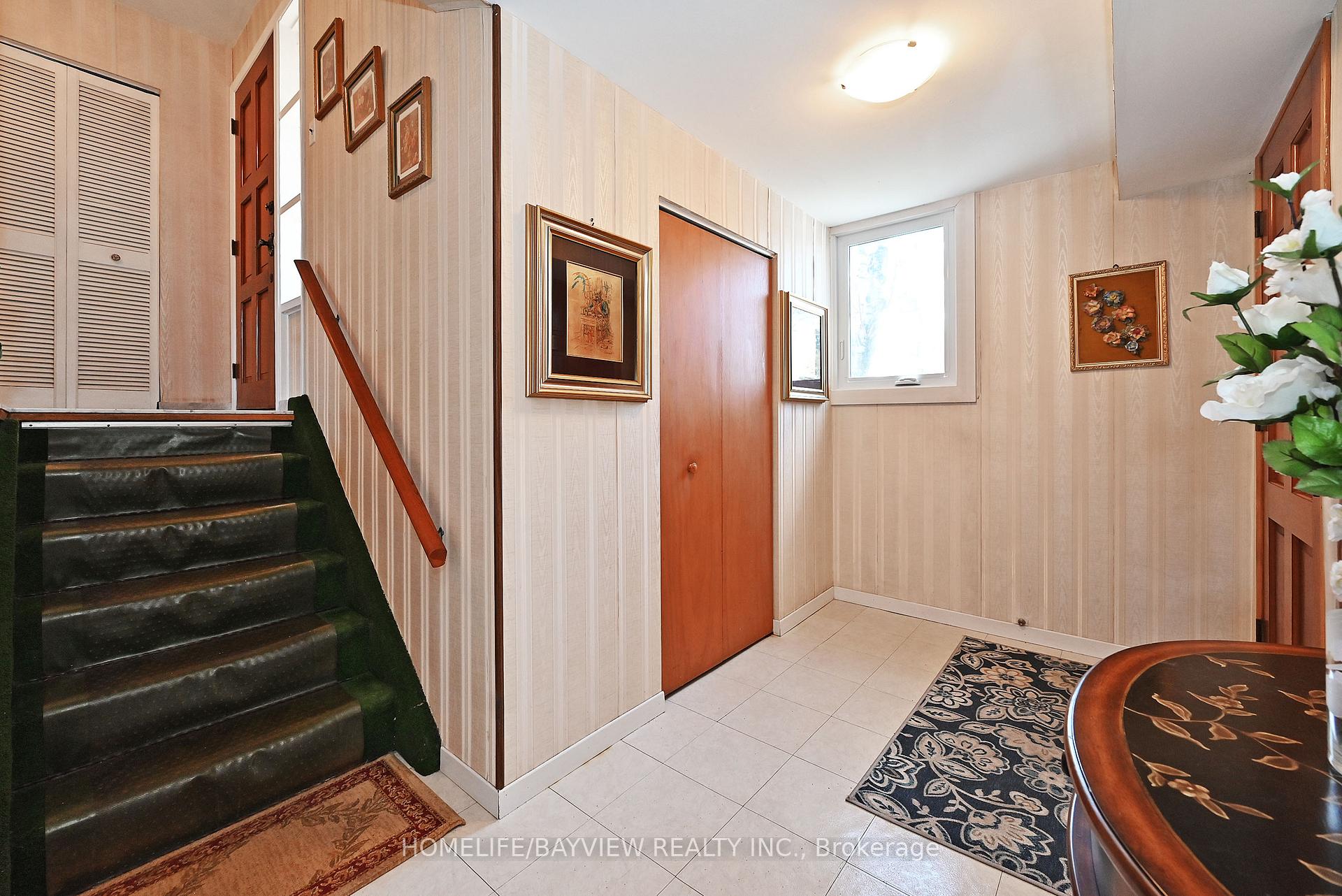 Photo 25 of 433 Brimorton Drive, Scarborough, Woburn — HOMEH