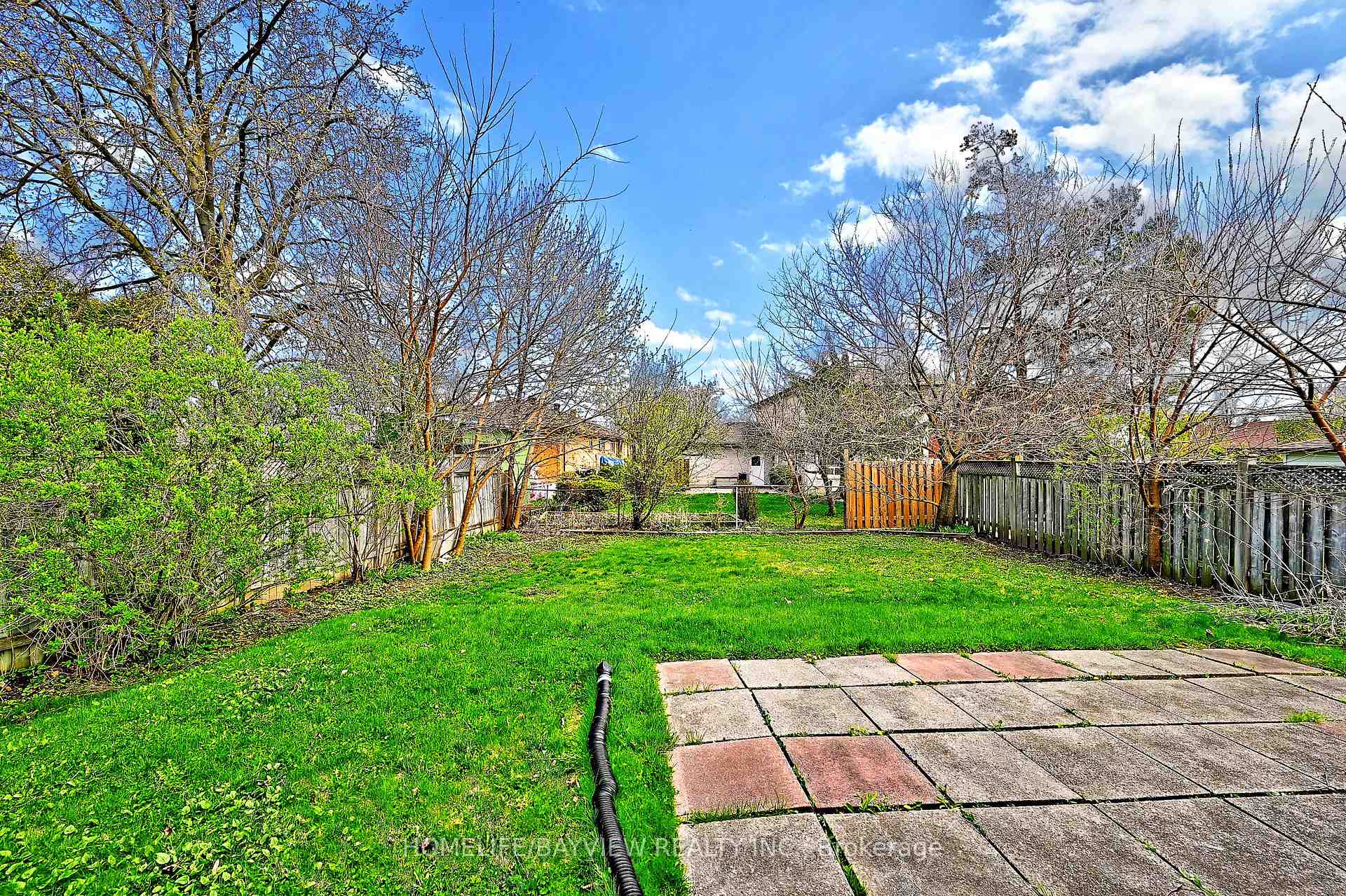 Photo 34 of 433 Brimorton Drive, Scarborough, Woburn — HOMEH