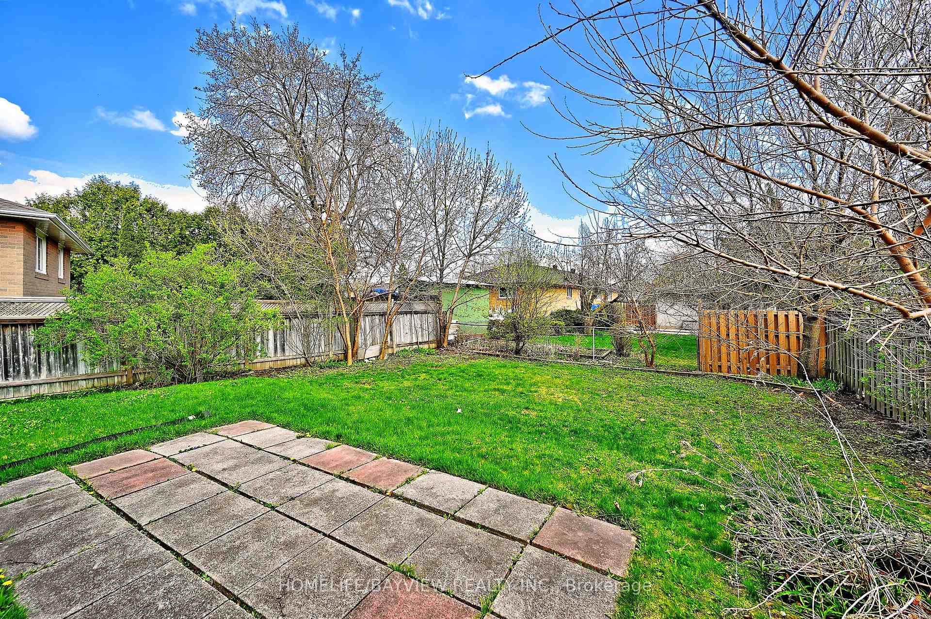 Photo 35 of 433 Brimorton Drive, Scarborough, Woburn — HOMEH