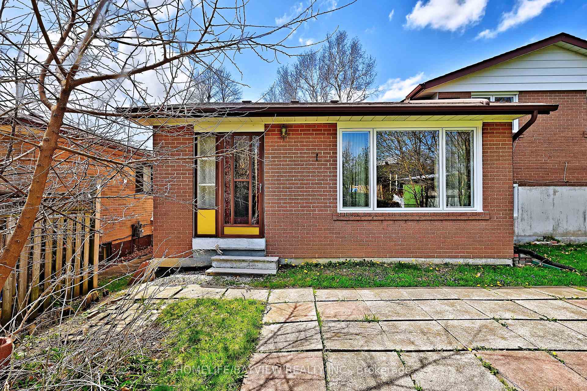 Photo 36 of 433 Brimorton Drive, Scarborough, Woburn — HOMEH