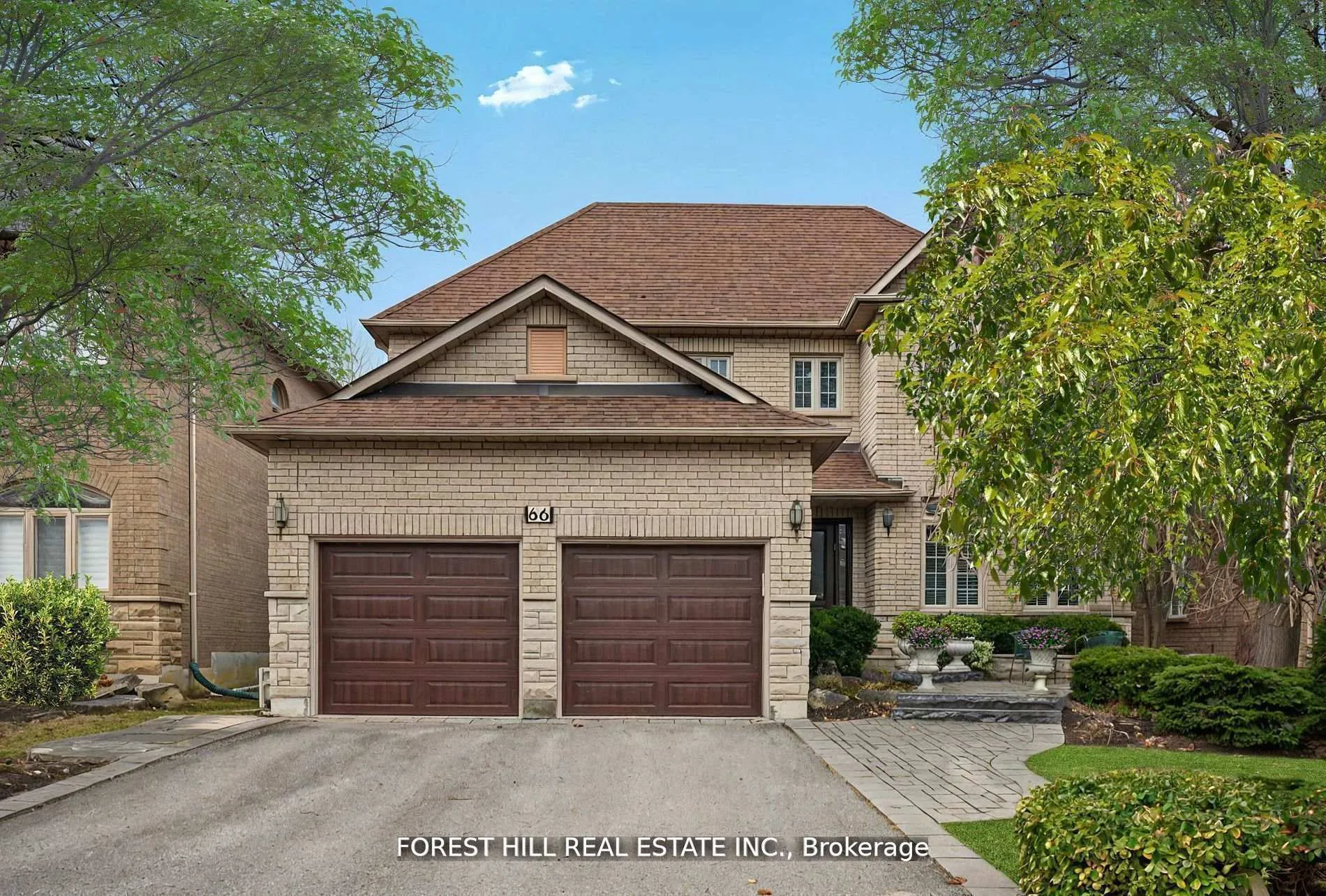 Photo 2 of 66 Sanibel Crescent, Vaughan, Uplands — HOMEH