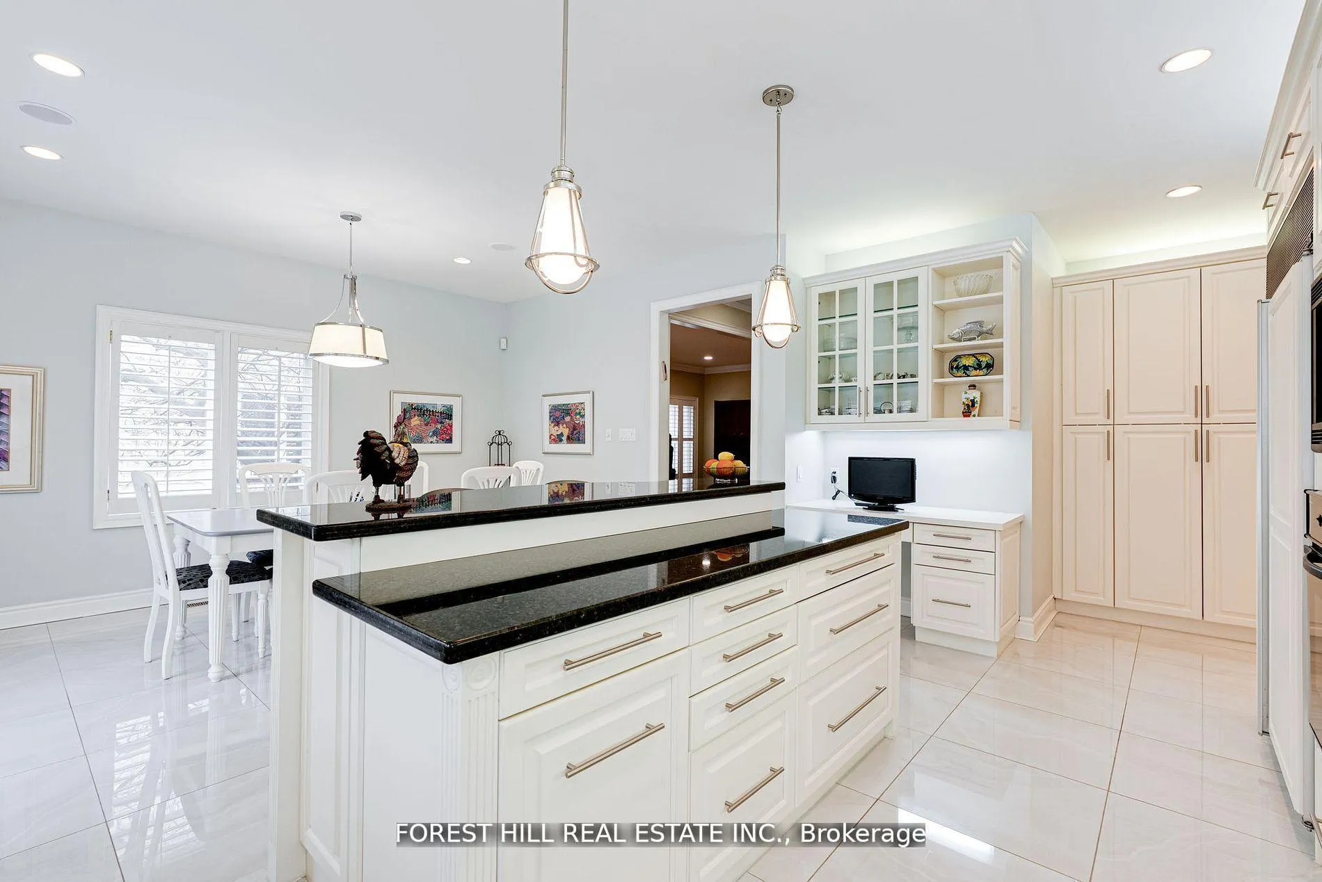 Photo 5 of 66 Sanibel Crescent, Vaughan, Uplands — HOMEH