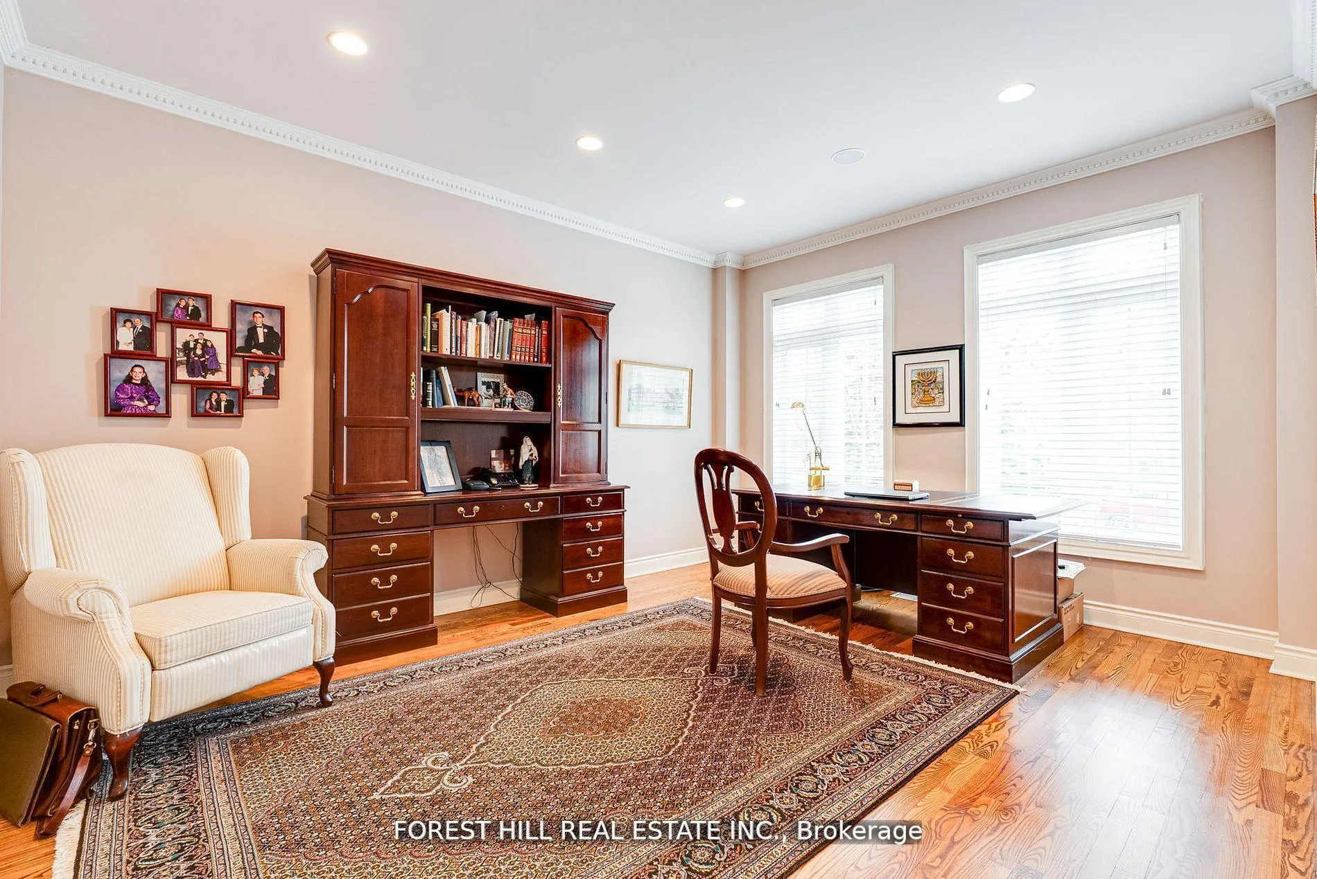 Photo 12 of 66 Sanibel Crescent, Vaughan, Uplands — HOMEH