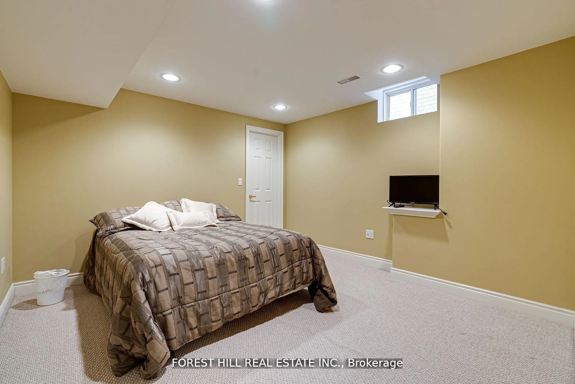 Photo 25 of 66 Sanibel Crescent, Vaughan, Uplands — HOMEH