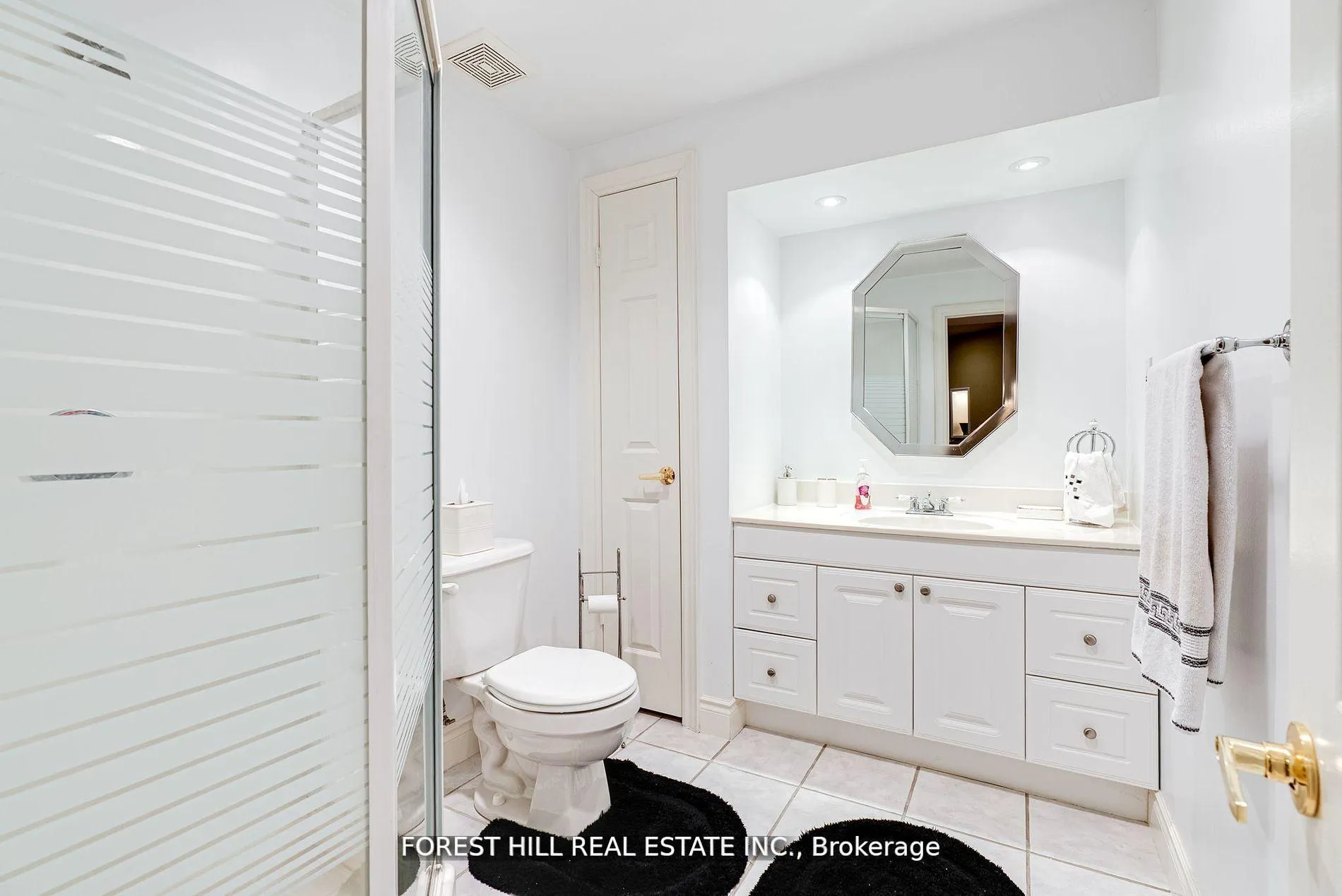 Photo 26 of 66 Sanibel Crescent, Vaughan, Uplands — HOMEH