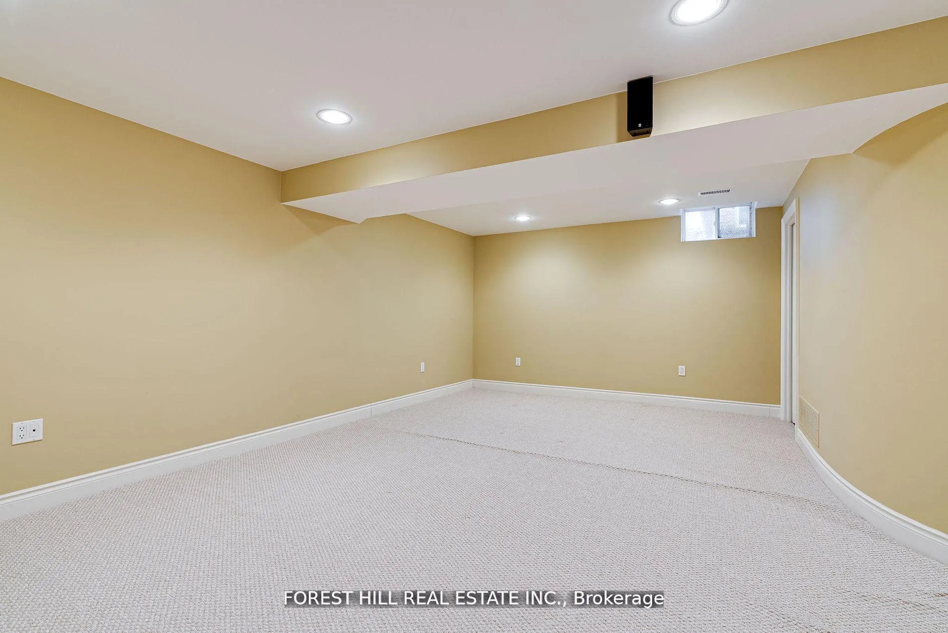 Photo 28 of 66 Sanibel Crescent, Vaughan, Uplands — HOMEH