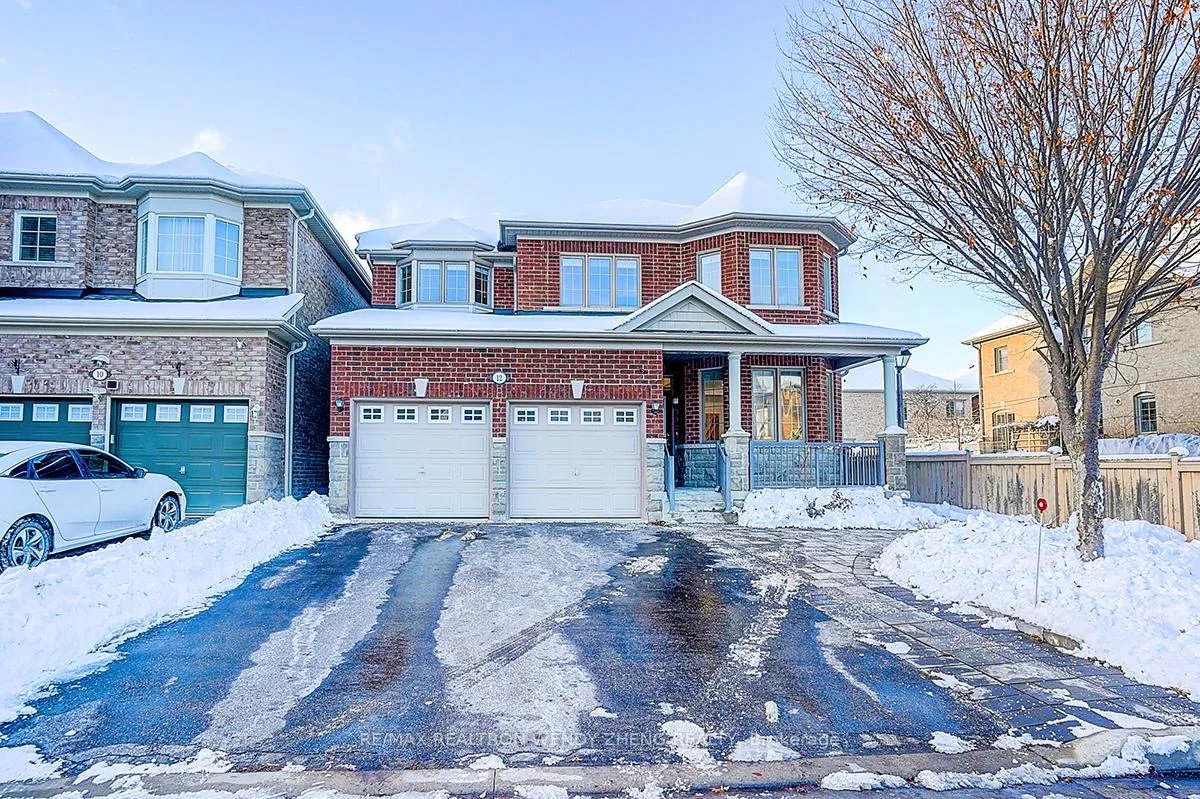 Photo 2 of 12 Scheel Drive, Markham, Greensborough — HOMEH