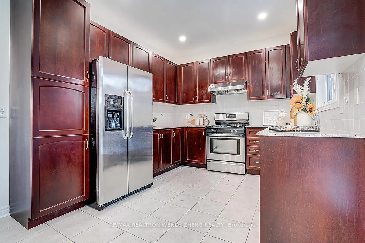 Photo 16 of 12 Scheel Drive, Markham, Greensborough — HOMEH