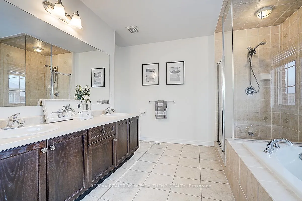 Photo 22 of 12 Scheel Drive, Markham, Greensborough — HOMEH
