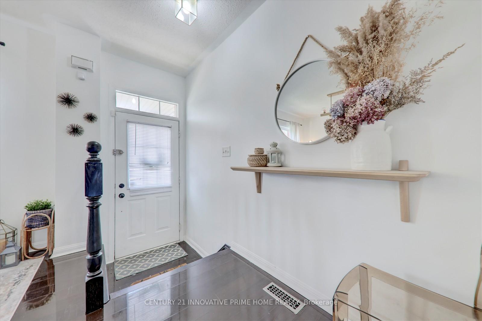 Photo 5 of 79 Coyote Crescent, Scarborough, Rouge — HOMEH