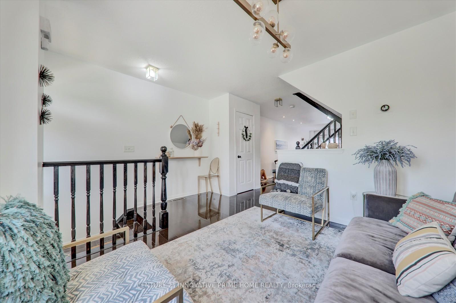 Photo 7 of 79 Coyote Crescent, Scarborough, Rouge — HOMEH