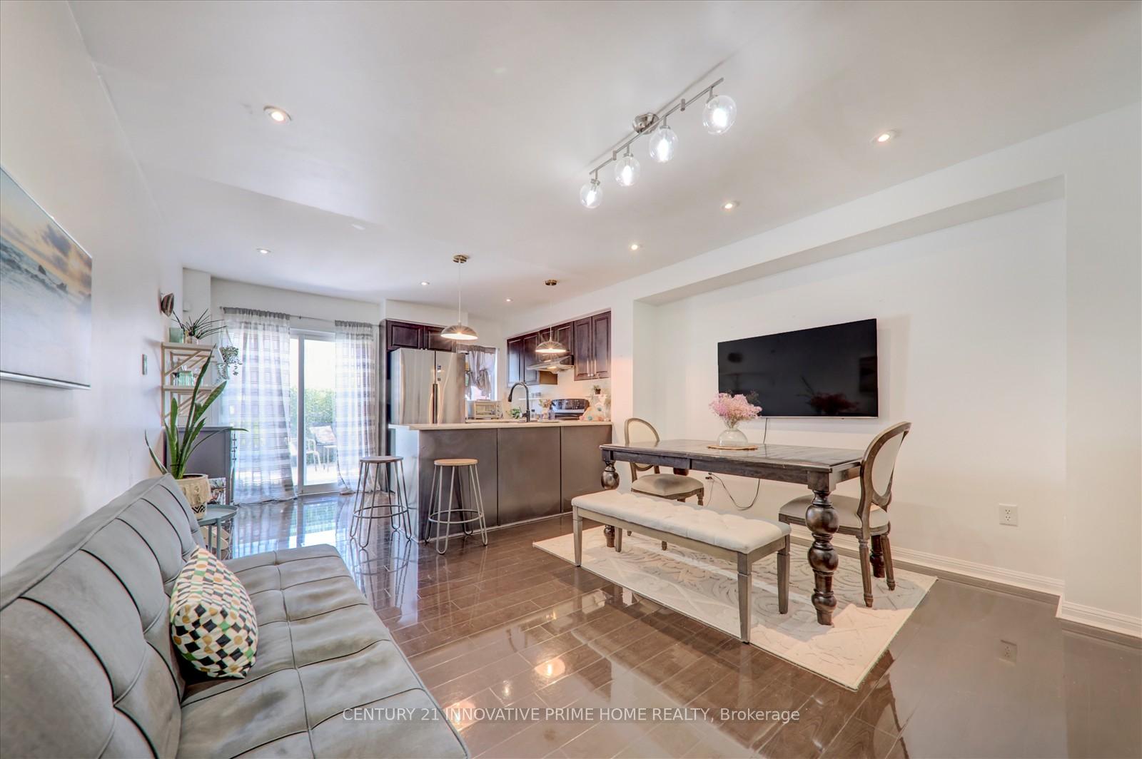 Photo 9 of 79 Coyote Crescent, Scarborough, Rouge — HOMEH