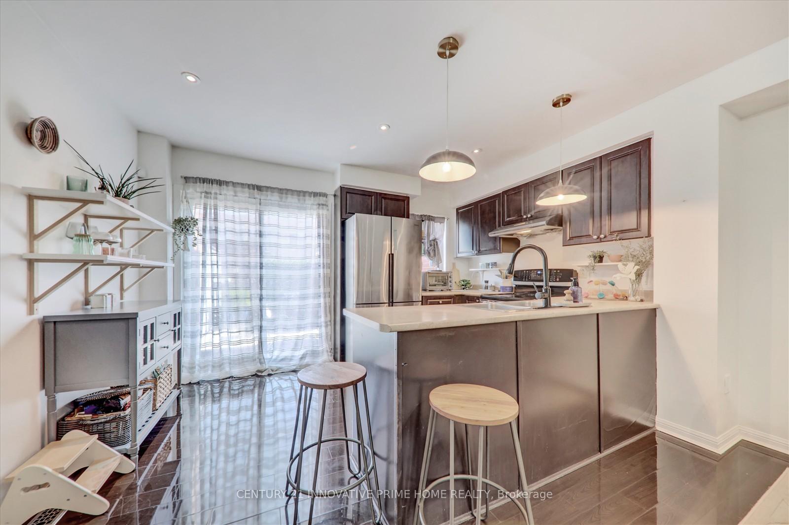 Photo 13 of 79 Coyote Crescent, Scarborough, Rouge — HOMEH