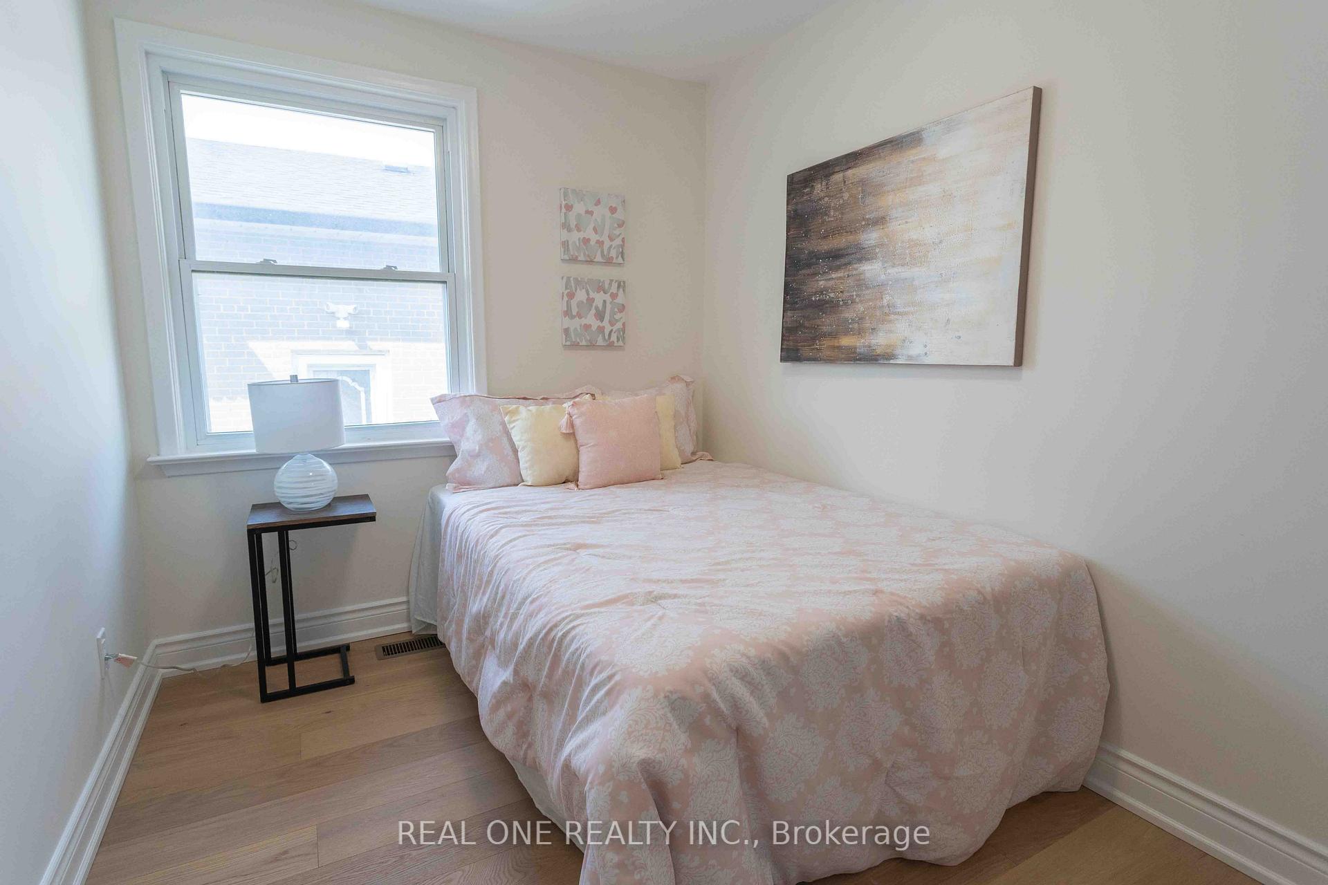 Photo 31 of 12 Wincrest Drive, Scarborough, Bendale — HOMEH