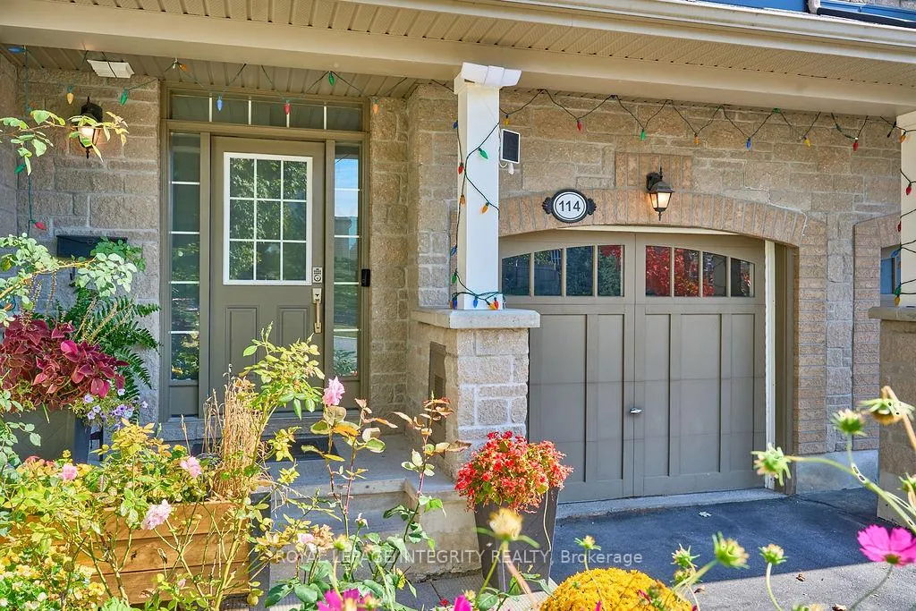 Photo 3 of 114 Battersea Crescent, Ottawa, Kanata - Kanata Lakes/Heritage Hills — HOMEH