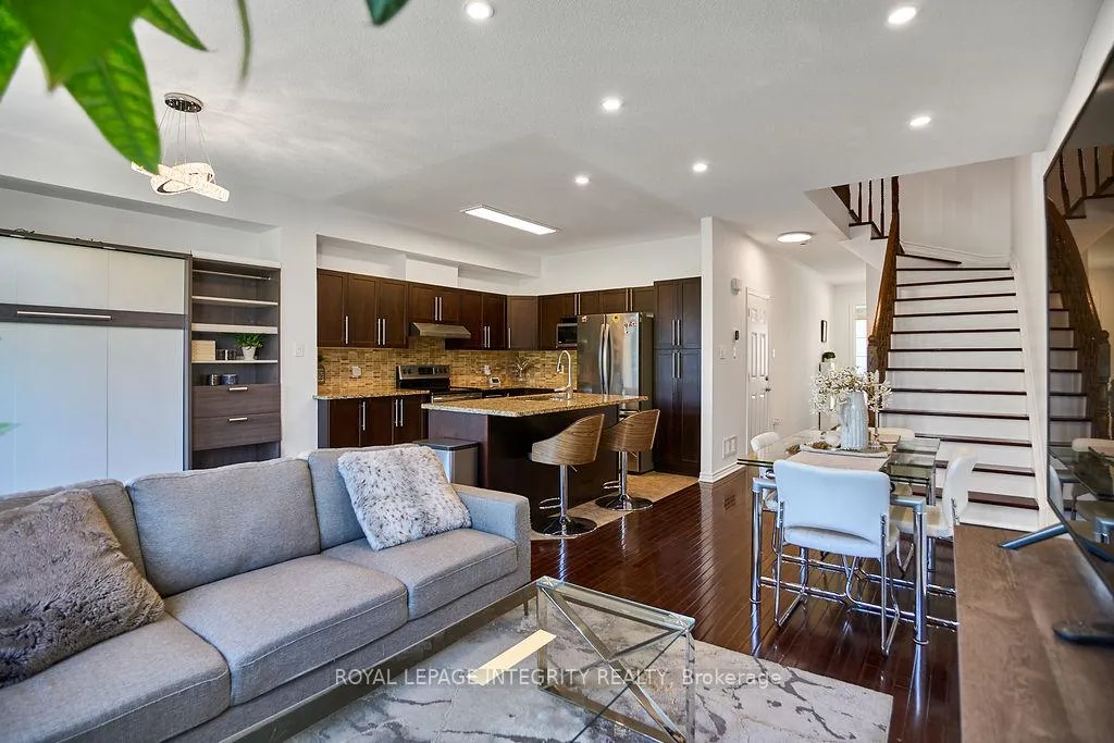 Photo 17 of 114 Battersea Crescent, Ottawa, Kanata - Kanata Lakes/Heritage Hills — HOMEH
