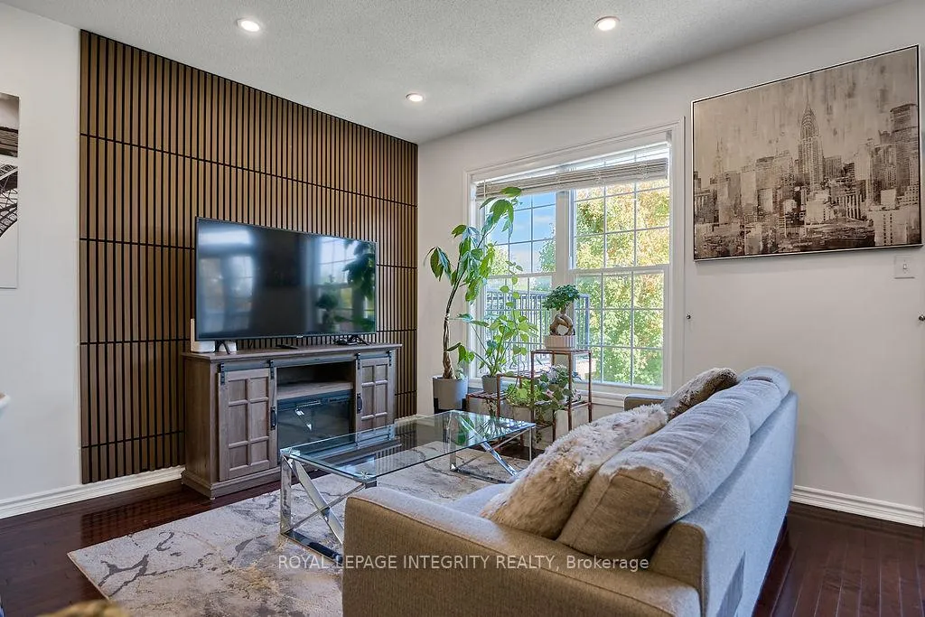 Photo 19 of 114 Battersea Crescent, Ottawa, Kanata - Kanata Lakes/Heritage Hills — HOMEH