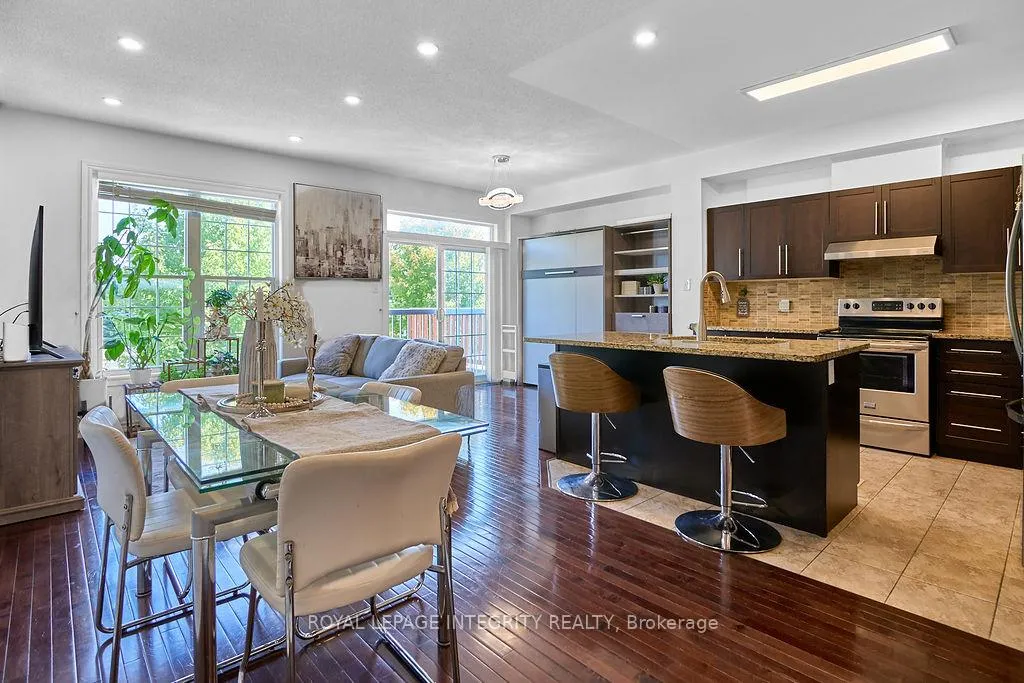 Photo 21 of 114 Battersea Crescent, Ottawa, Kanata - Kanata Lakes/Heritage Hills — HOMEH