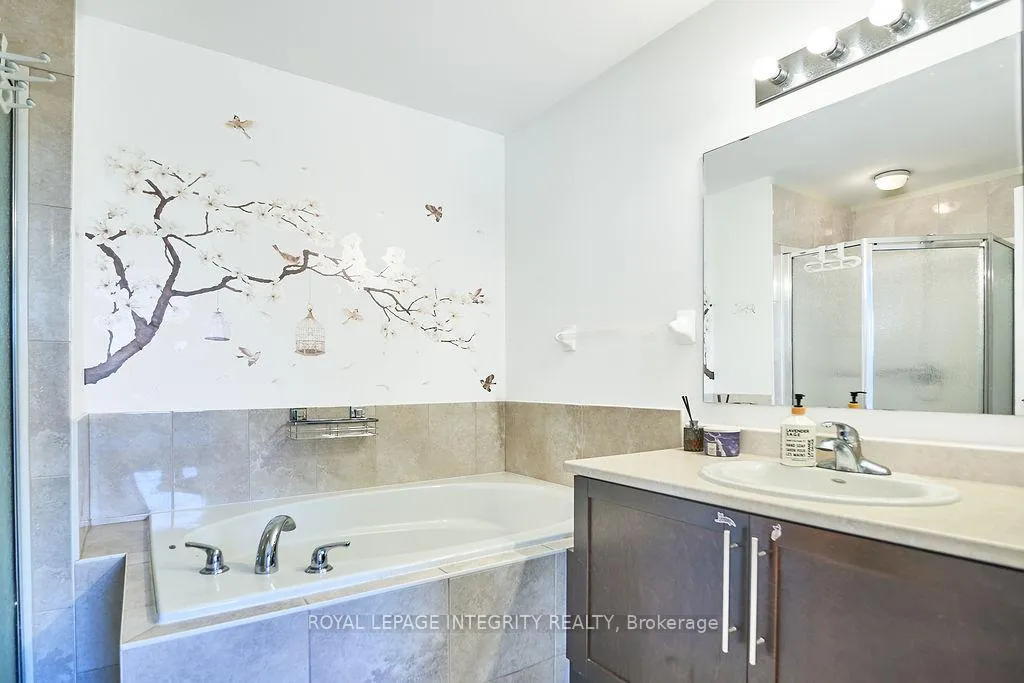 Photo 38 of 114 Battersea Crescent, Ottawa, Kanata - Kanata Lakes/Heritage Hills — HOMEH