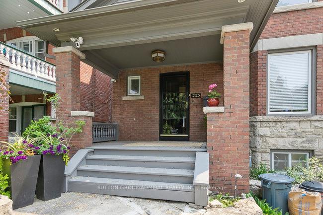 Photo 2 of Unit 1, 335 Palmerston Boulevard, Toronto, Palmerston-Little Italy — HOMEH