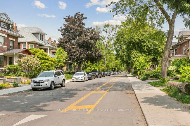 Photo 3 of Unit 1, 335 Palmerston Boulevard, Toronto, Palmerston-Little Italy — HOMEH