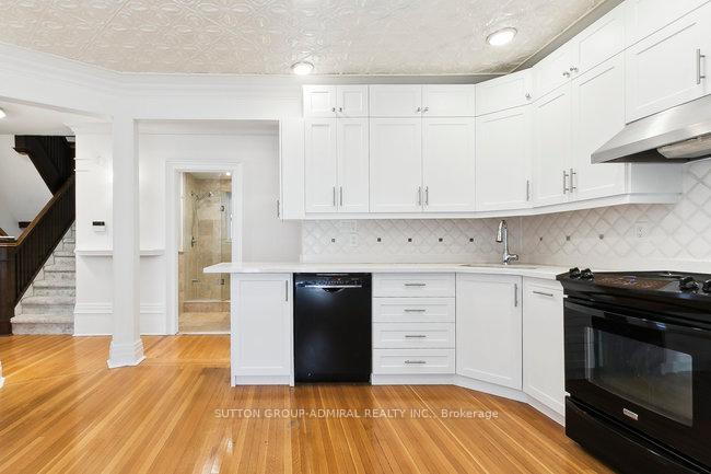 Photo 12 of Unit 1, 335 Palmerston Boulevard, Toronto, Palmerston-Little Italy — HOMEH